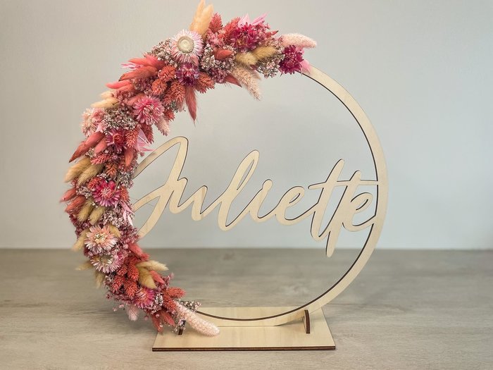 Houten flowerhoop met naam Etchlab